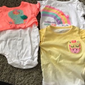 SOLD 💗Onesies 3 baby girl lot 0-3